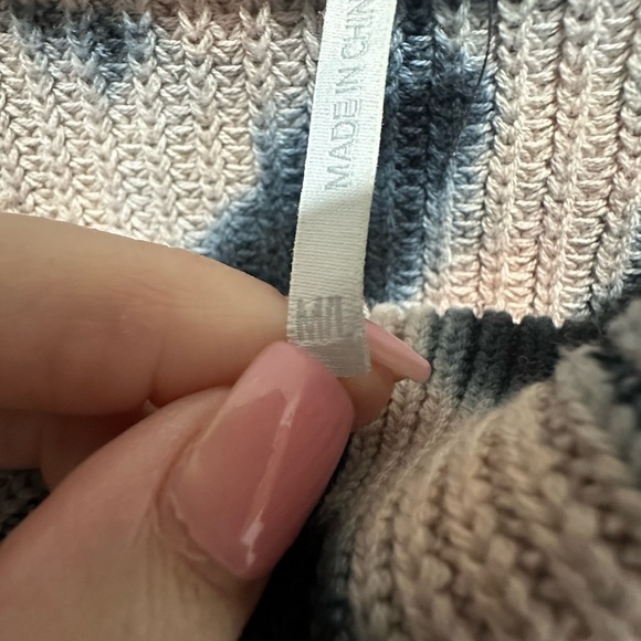 Young Fabulous & Broke Cameron Turtleneck Oversized Sweater Apricot Bamboo M/L - Picture 5 of 5